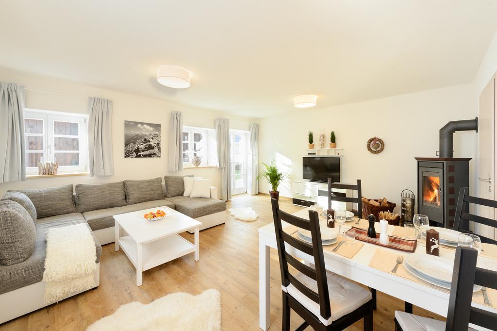 "Viktoria Apartments" - Annehmlichkeiten Von 4-Sterne Familien-Und Wellnesshotel Viktoria Koennen Mitgenutzt Werden Oberstdorf Quarto foto