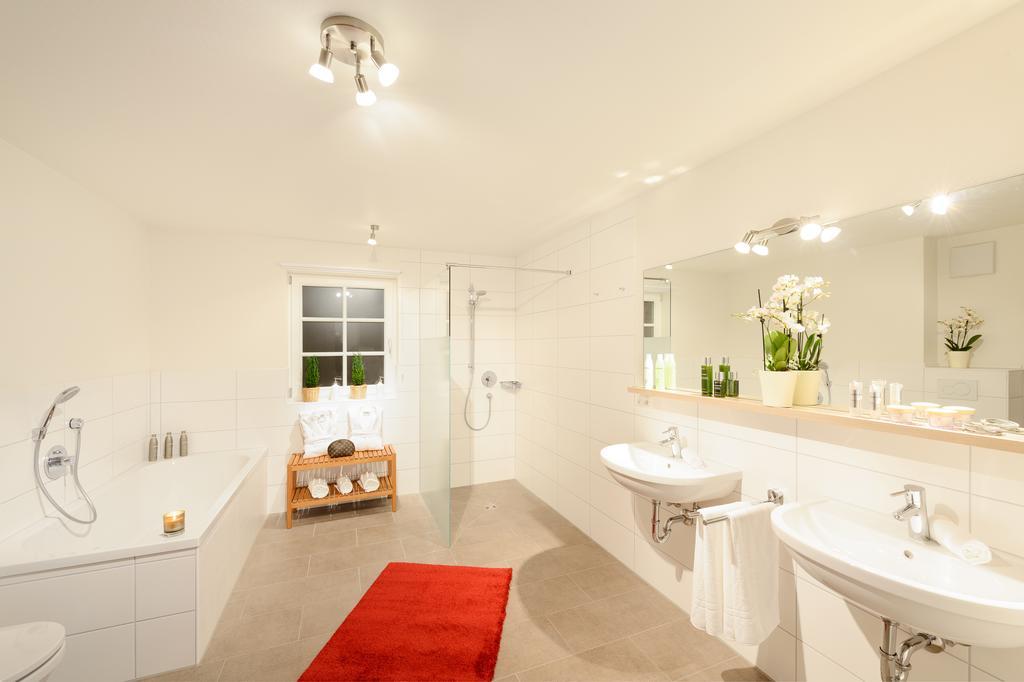 "Viktoria Apartments" - Annehmlichkeiten Von 4-Sterne Familien-Und Wellnesshotel Viktoria Koennen Mitgenutzt Werden Oberstdorf Quarto foto